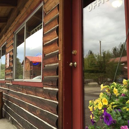 Rustic Inn Маккол Екстериор снимка